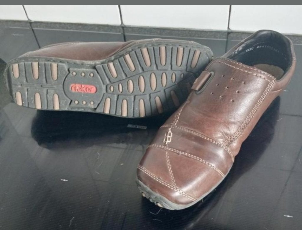 schoenen, Bruin, Overige typen, Ophalen of Verzenden, Zo goed als nieuw