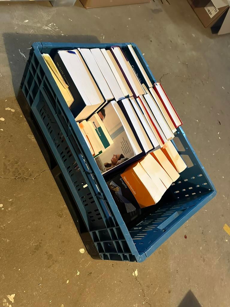 Krat met universitaire boeken - rechtsgeleerdheid, Ophalen, Zo goed als nieuw, School, Studie en Wetenschap