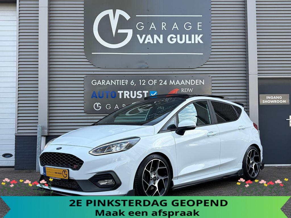 Ford Fiesta 1.5 EcoBoost ST-3 200PK MaxtonDesign,Panodak,Car, Auto's, Voorwielaandrijving, Stof, 1188 kg, Wit