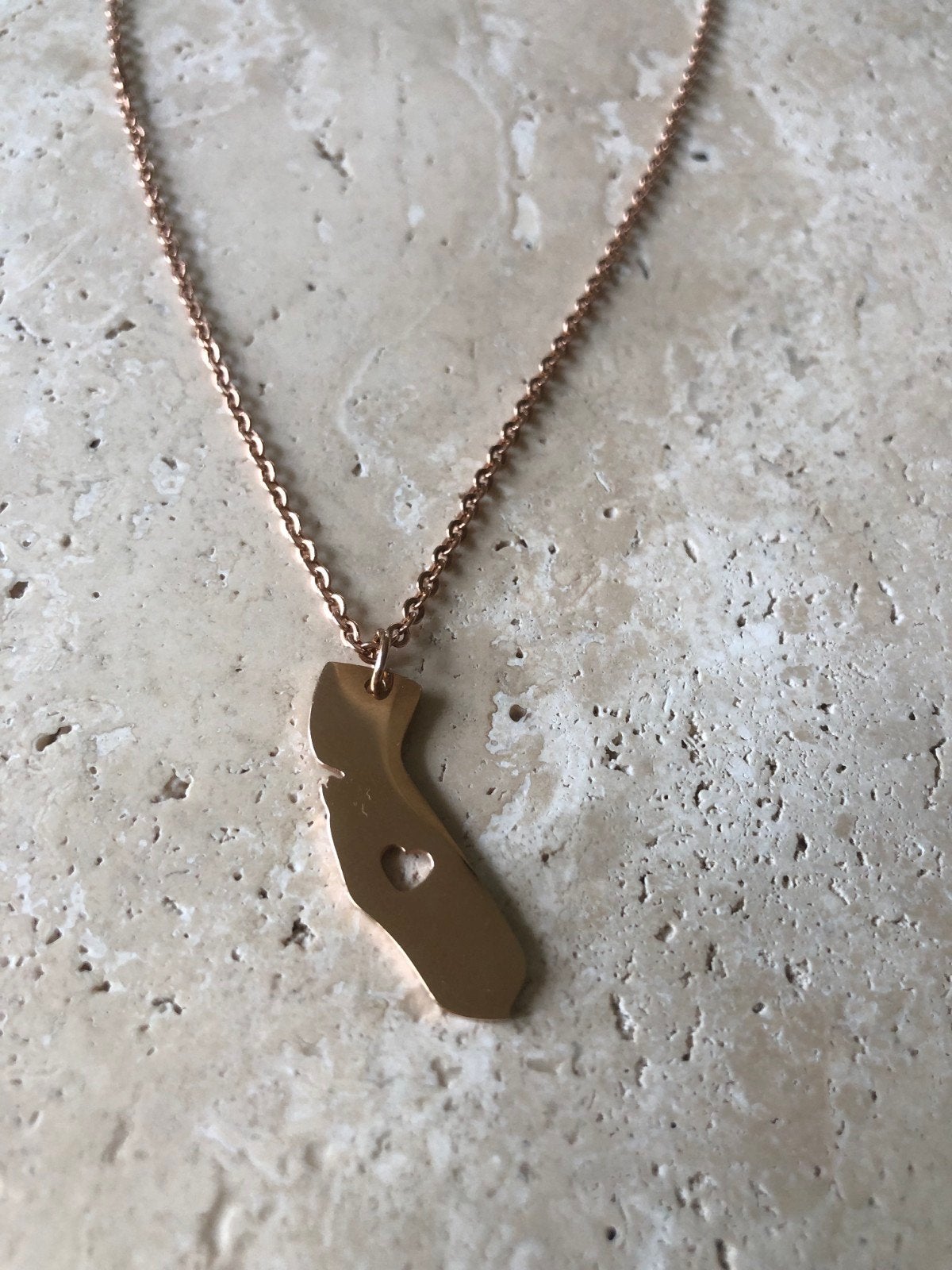 Roségouden ketting met Californië kaart hanger NIEUW, Sieraden, Tassen en Uiterlijk, Nieuw, Ophalen of Verzenden, Roze, Overige materialen