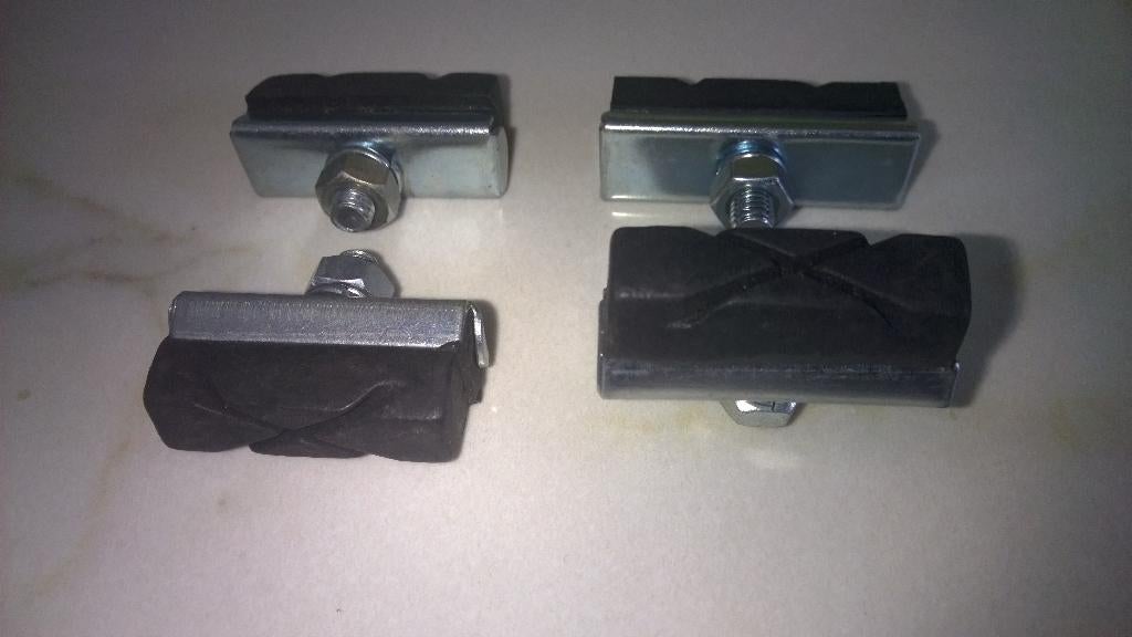 Nieuw 4 remblokjes fiets, Fietsen en Brommers, Fietsonderdelen, Ophalen of Verzenden, Nieuw, Overige typen