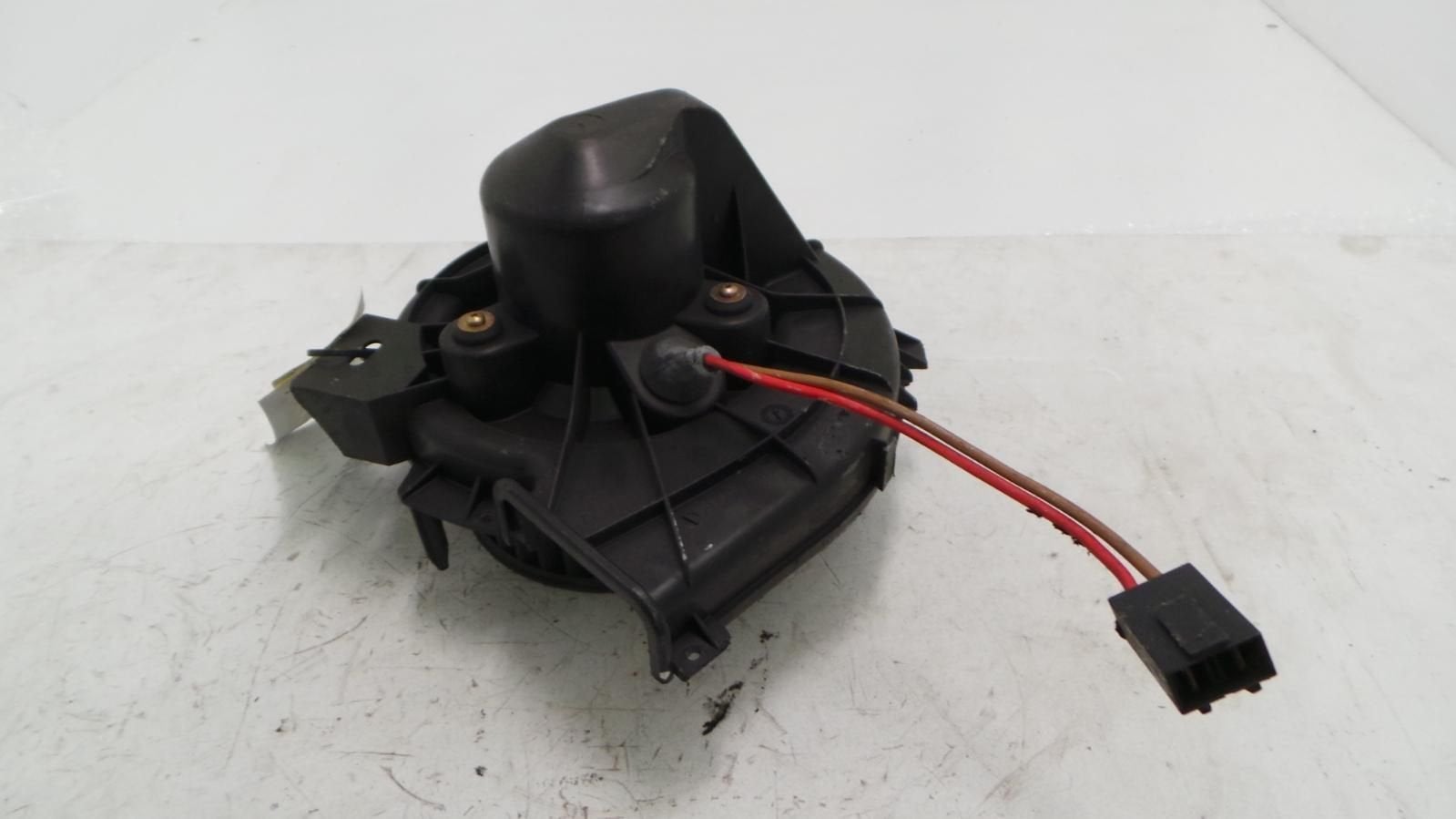 OPEL CORSA KACHELMOTOR 2000, Ophalen of Verzenden, Gebruikt, Stiba lid