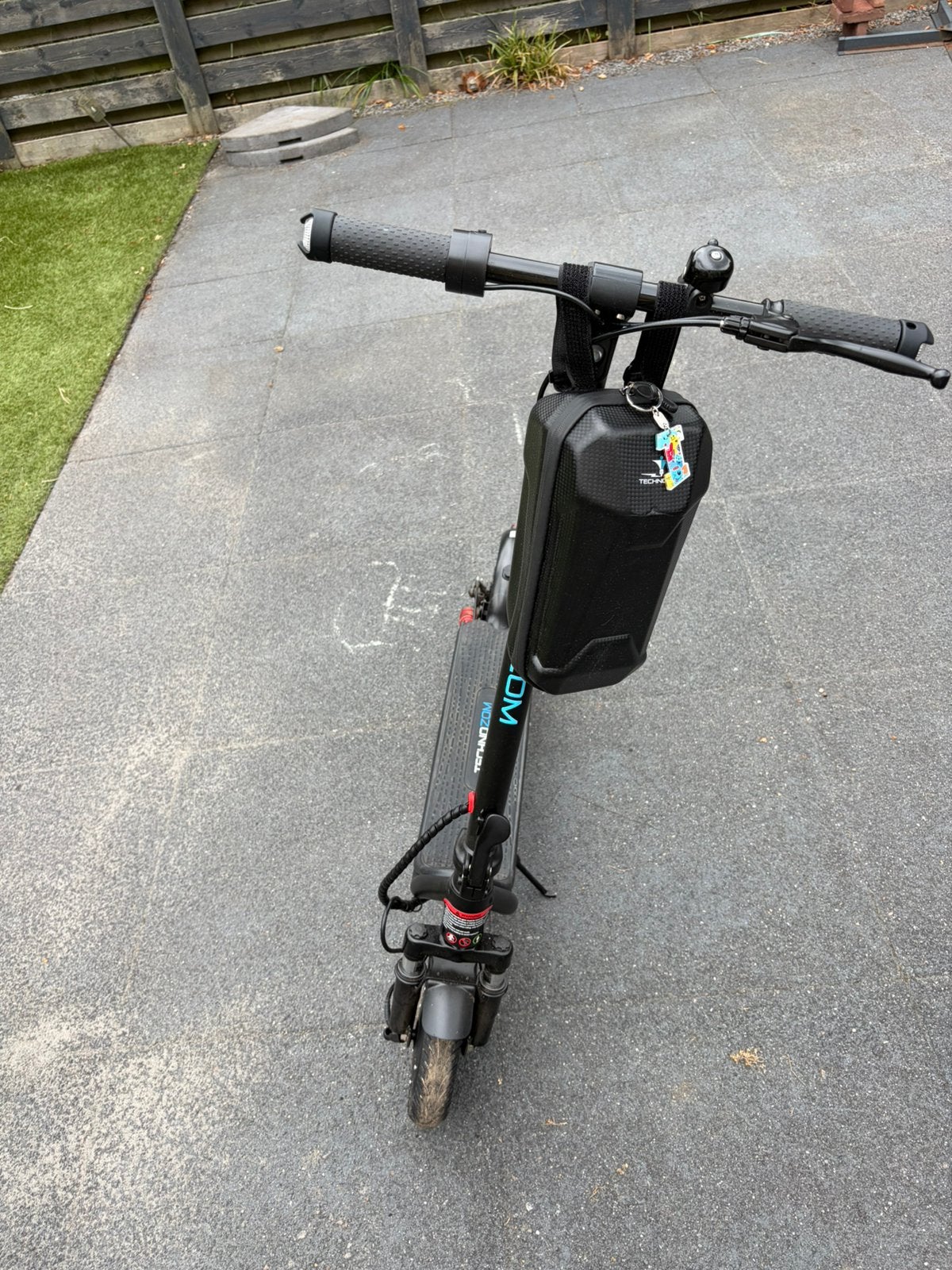 Elektrische step Techno Max, Fietsen en Brommers, Steps, Ophalen, Zo goed als nieuw, Elektrische step (E-scooter)
