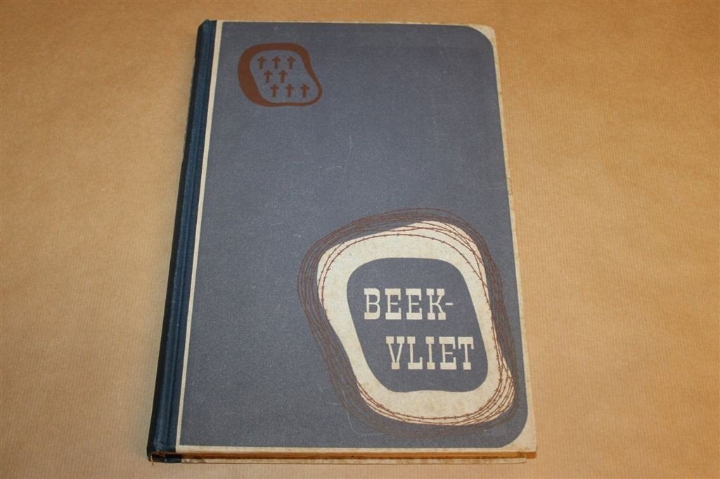 Beekvliet — Gedenkboek Gijzelaarskamp WO2 Michielsgestel, Ophalen of Verzenden, Tweede Wereldoorlog, Gelezen, Overige onderwerpen
