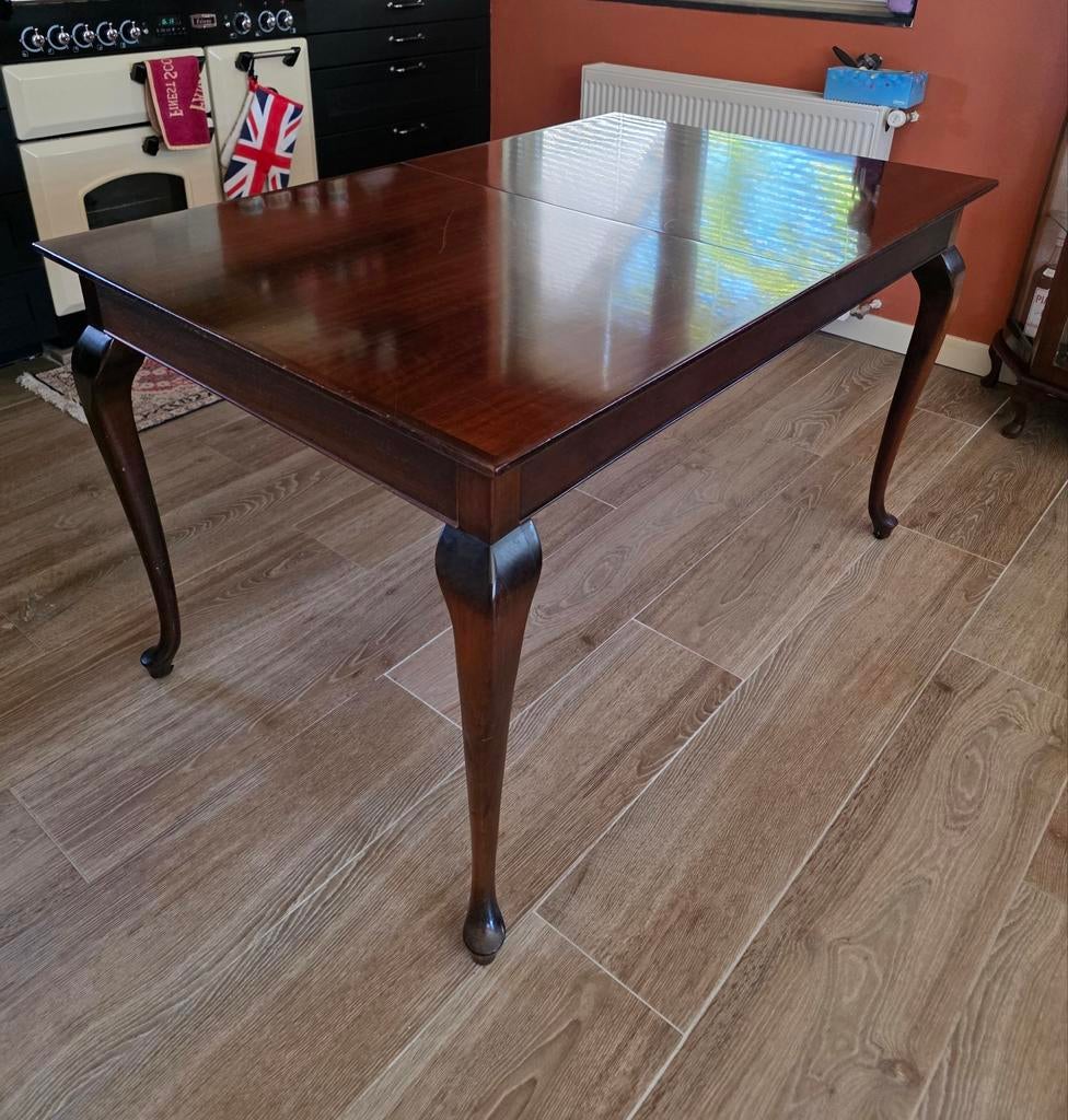 Queen Ann eettafel, Ophalen