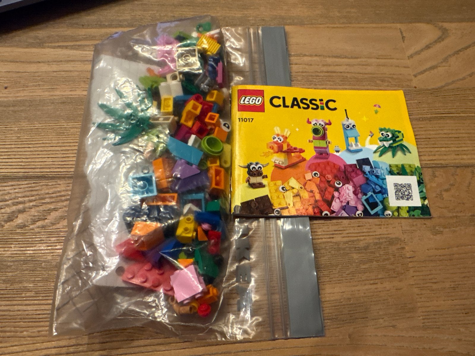 Lego Classic 11017 compleet met boekje, Gebruikt, Overige thema's, Lego, Ophalen of Verzenden