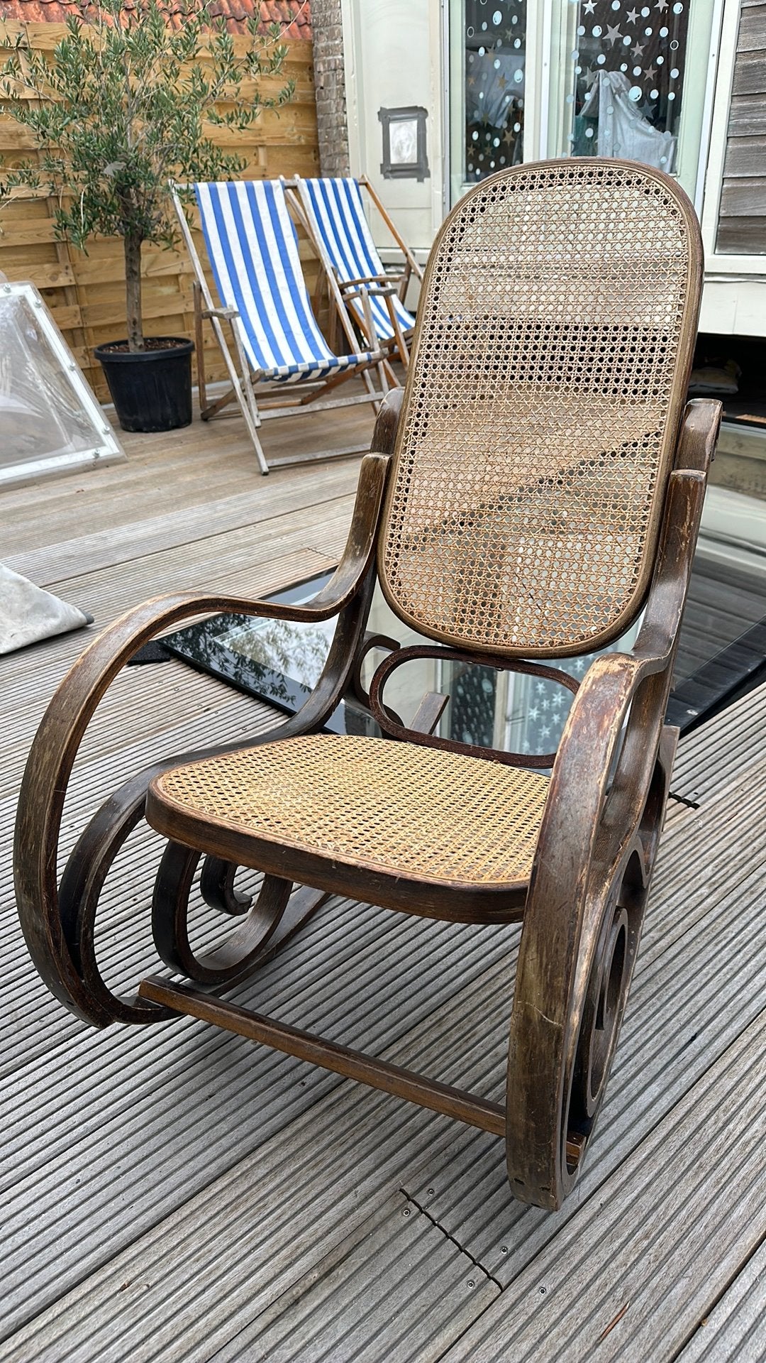 Vintage Thonet stijl schommelstoel, Ophalen, Gebruikt, Hout