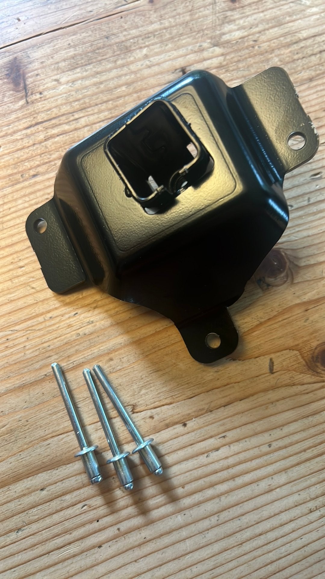 Bracket armleuning rechts W906 Sprinter, Ophalen of Verzenden, Nieuw