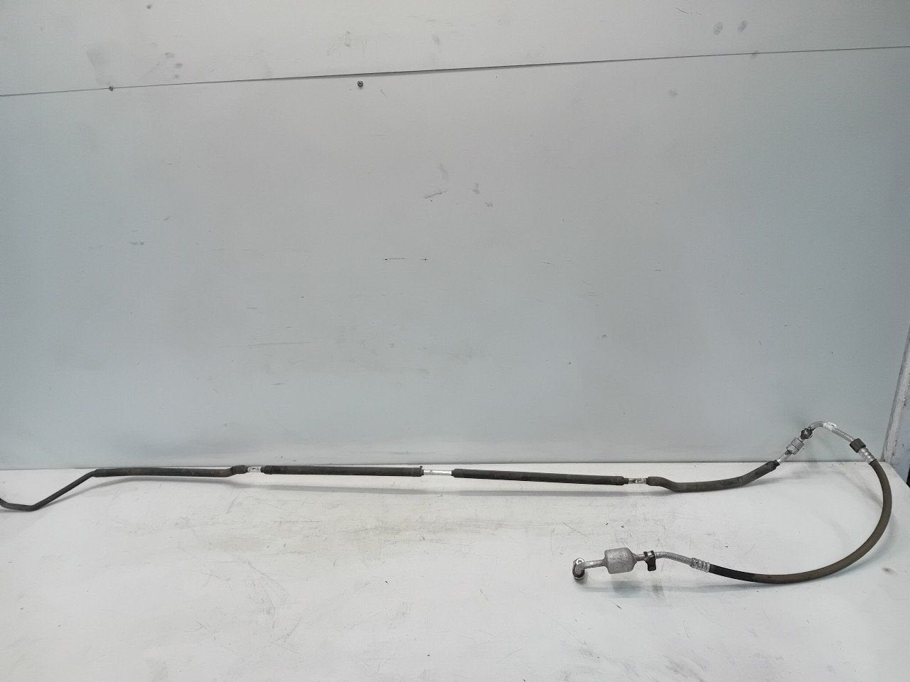 Airco leiding BMW i3, Onderdelen@venauto.nl, Van der Ven Autorecycling B.V., Gebruikt, Ettenseweg 76, 4706 PB Roosendaal, The Netherlands
