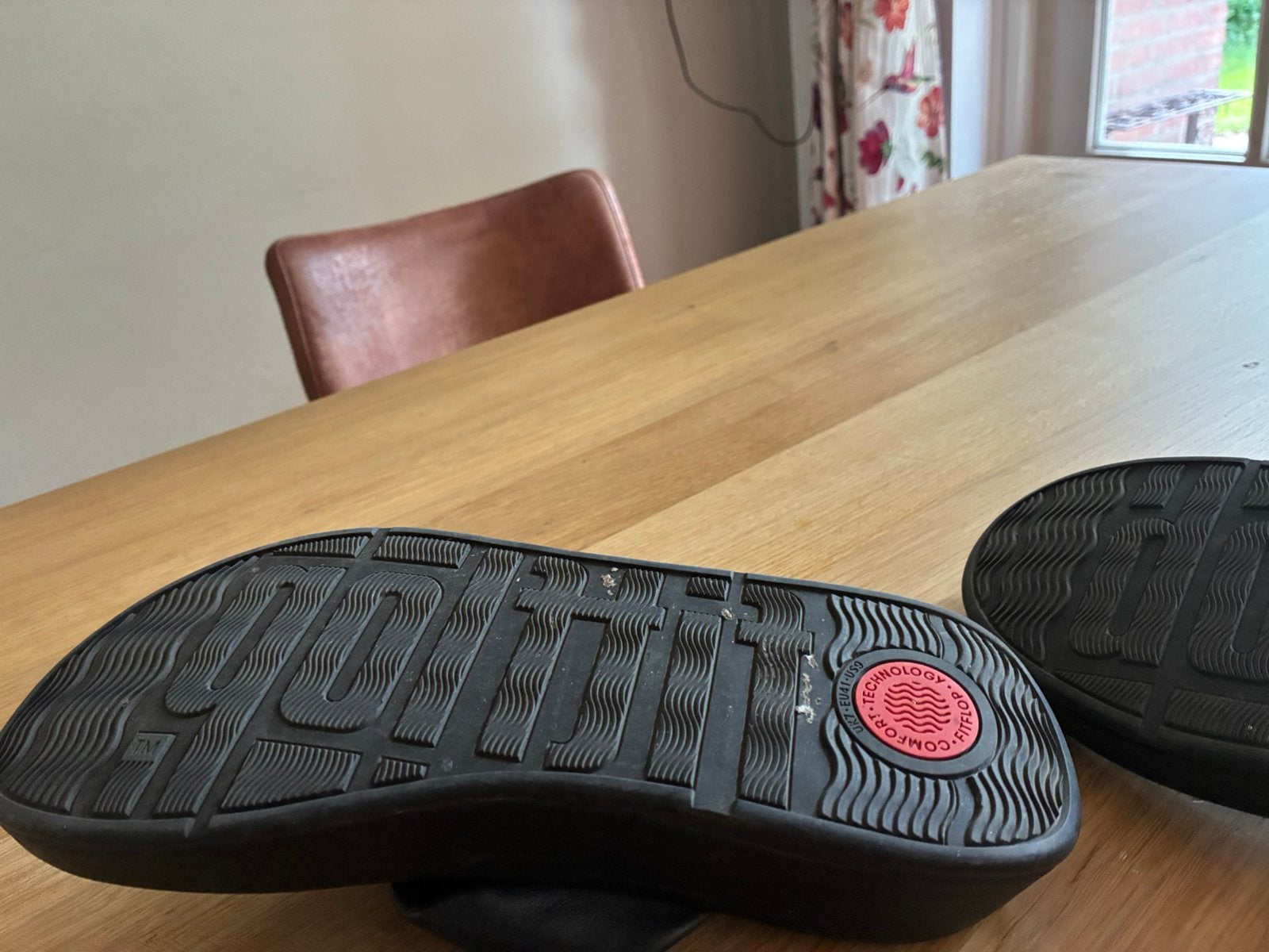 Slippers FitFlop mt 41, Ophalen of Verzenden, Zo goed als nieuw, Zwart