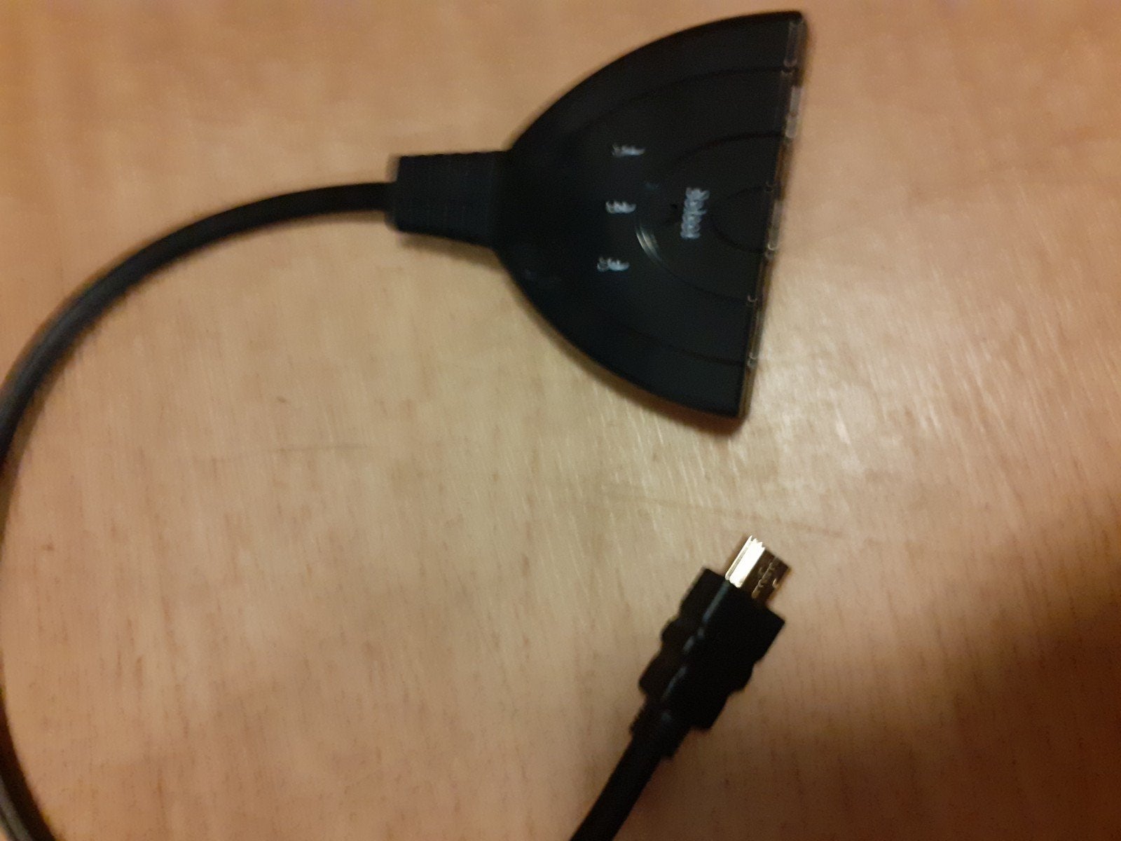HDMI Splitter met 3 ingangen en 1 uitgang, Ophalen of Verzenden, Zo goed als nieuw, Minder dan 2 meter, HDMI-kabel