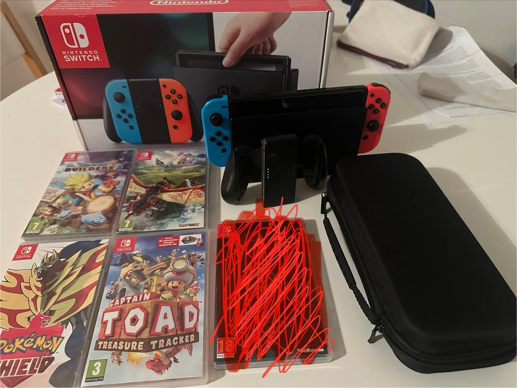 Nintendo Switch met 4 spellen en accessoires, Ophalen, Overige genres, 2 spelers, Zo goed als nieuw