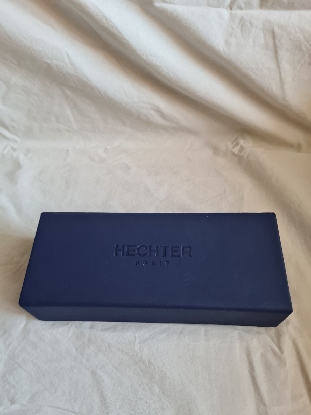 Hechter Paris Opvouwbare Brillenhouder - Donkerblauw, Overige merken, Blauw, Nieuw, Ophalen of Verzenden