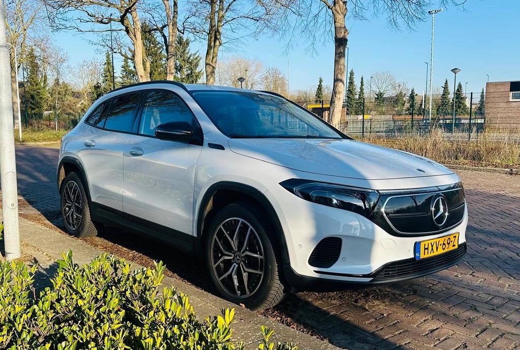 Mercedes-Benz EQA 250+ Business Line71 kWh191pk velgen19"amg, Auto's, Mercedes-Benz, 750 kg, 129 pk, Wit, Particulier