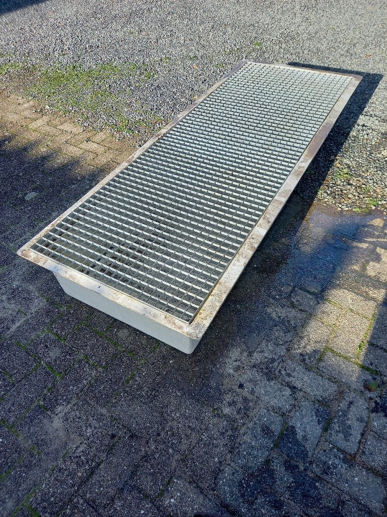 lekbak , vloeistof lekbak , lekbak voor olie, Ophalen, Zo goed als nieuw
