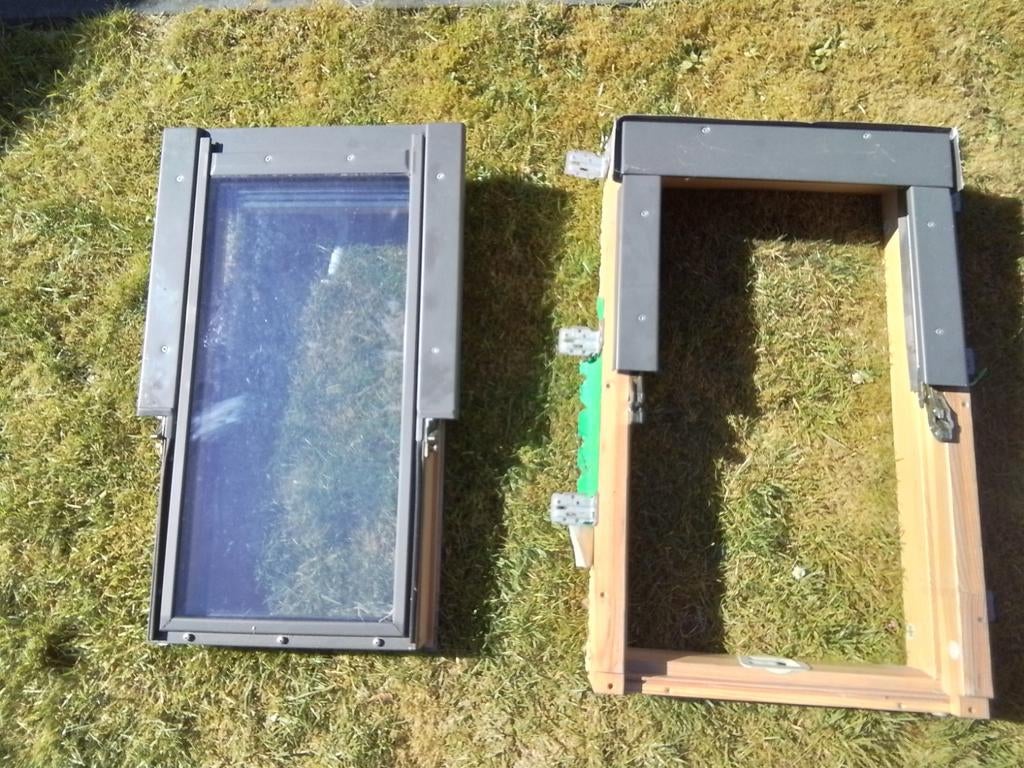 Dakvenster  triple glas 48 x 78 cm kopleet met gootstuk, Verzenden, Minder dan 80 cm, Minder dan 80 cm