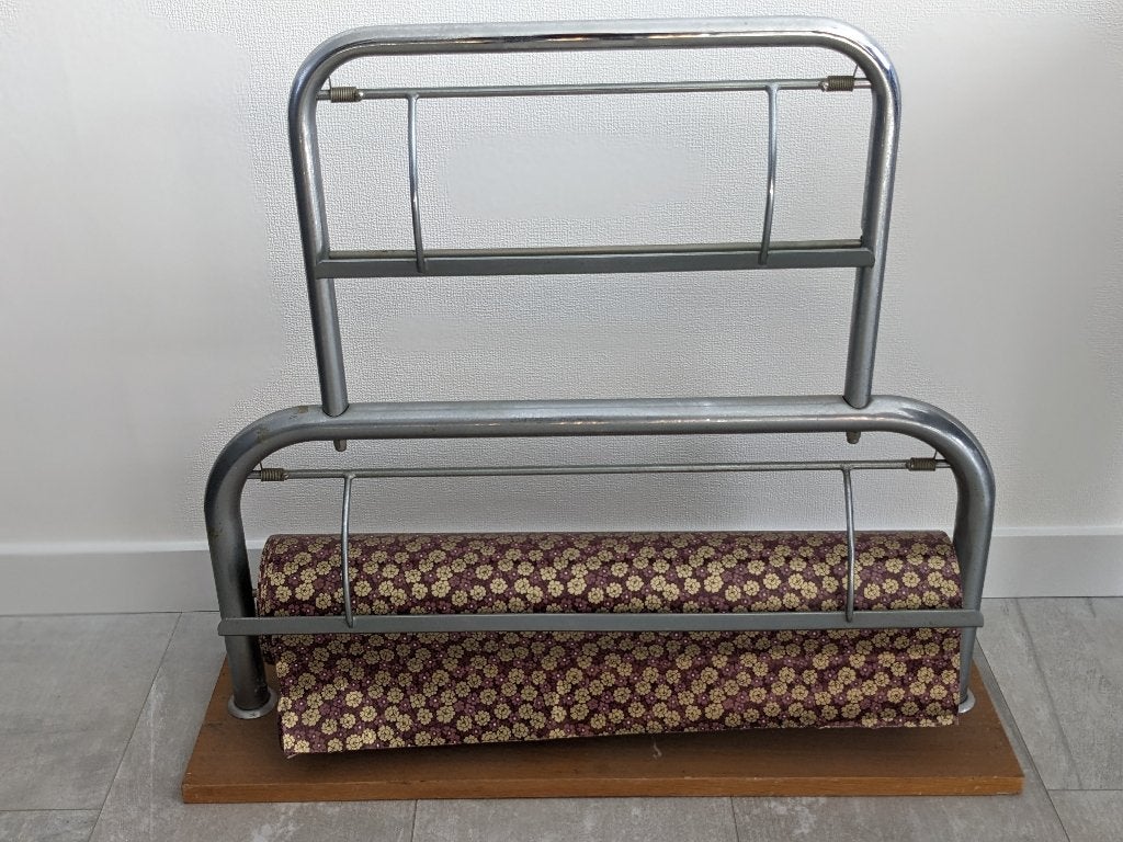 vintage papierrolhouder met rol papier, Ophalen