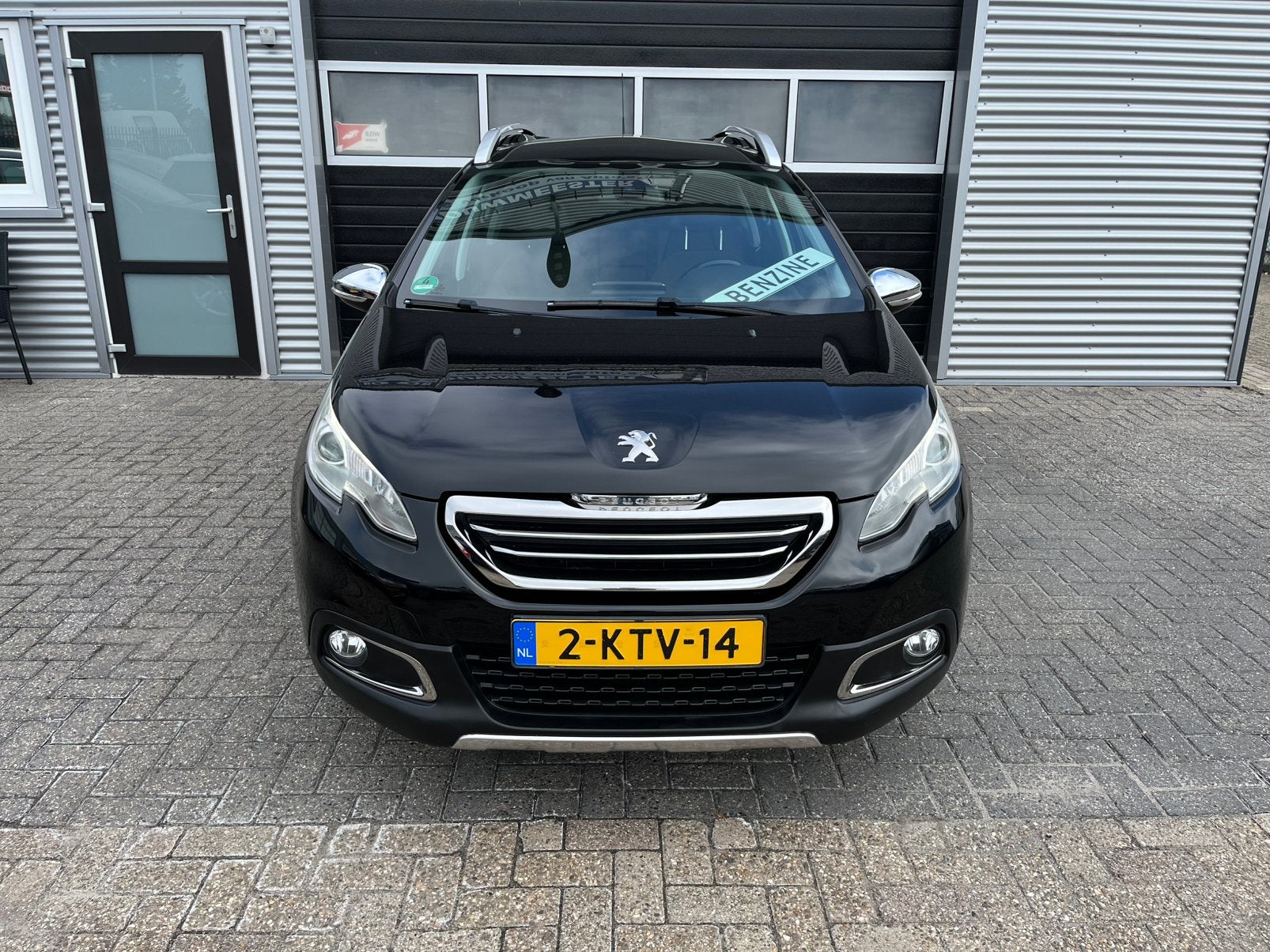 Peugeot 2008 1.6 VTI 88KW/120PK FELINE BJ 2013 Zwart, Auto's, Peugeot, Voorwielaandrijving, Euro 5, 4 cilinders, 1270 kg