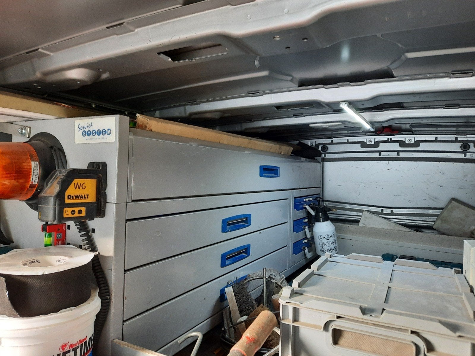 Bus inrichting opel vivaro, Ophalen, Opel