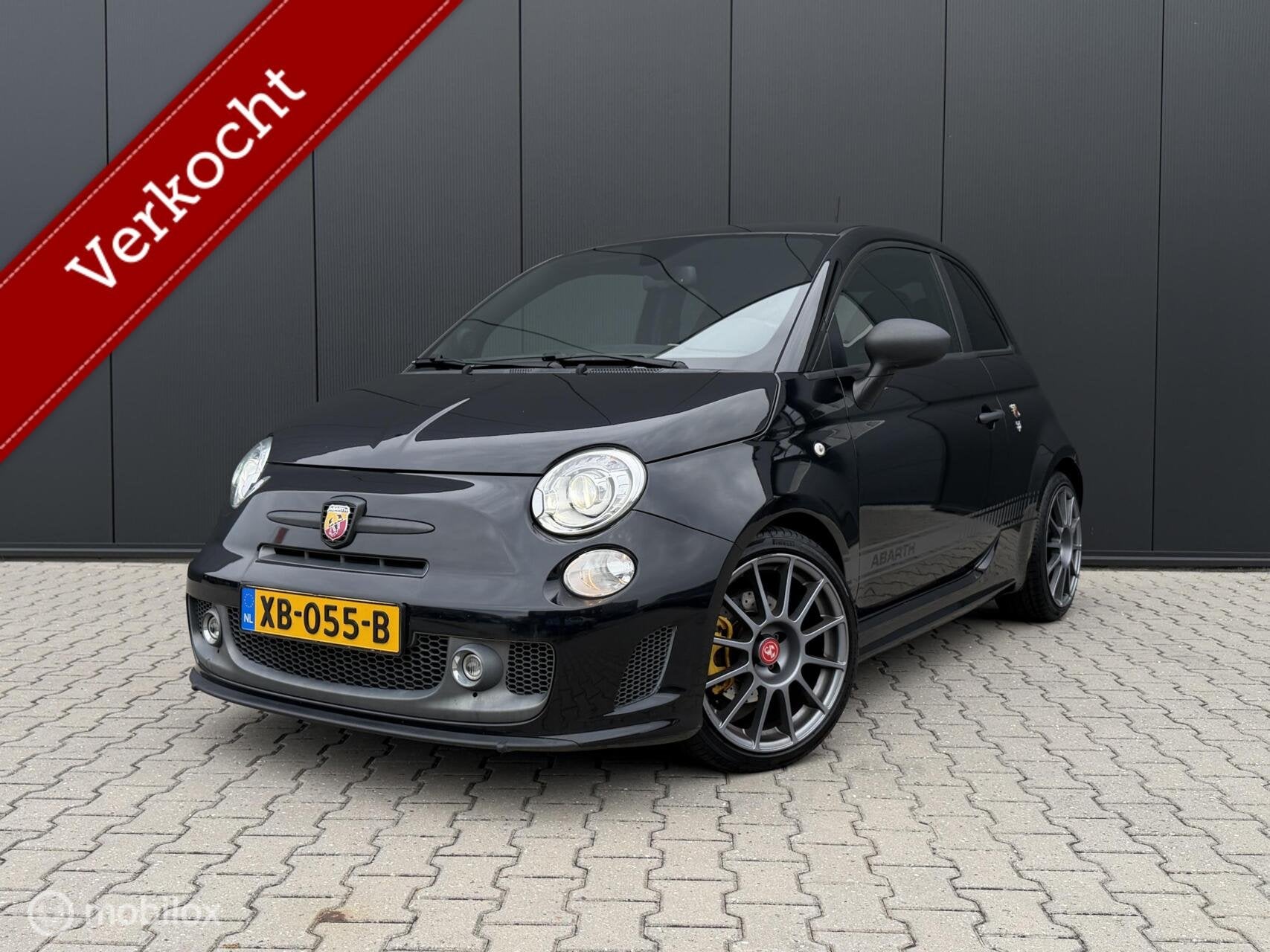 Abarth 595 1.4 T-Jet Abarth Competizione/Airco/Kuipstoelen/1, Voorwielaandrijving, Euro 5, 15 km/l, Alcantara