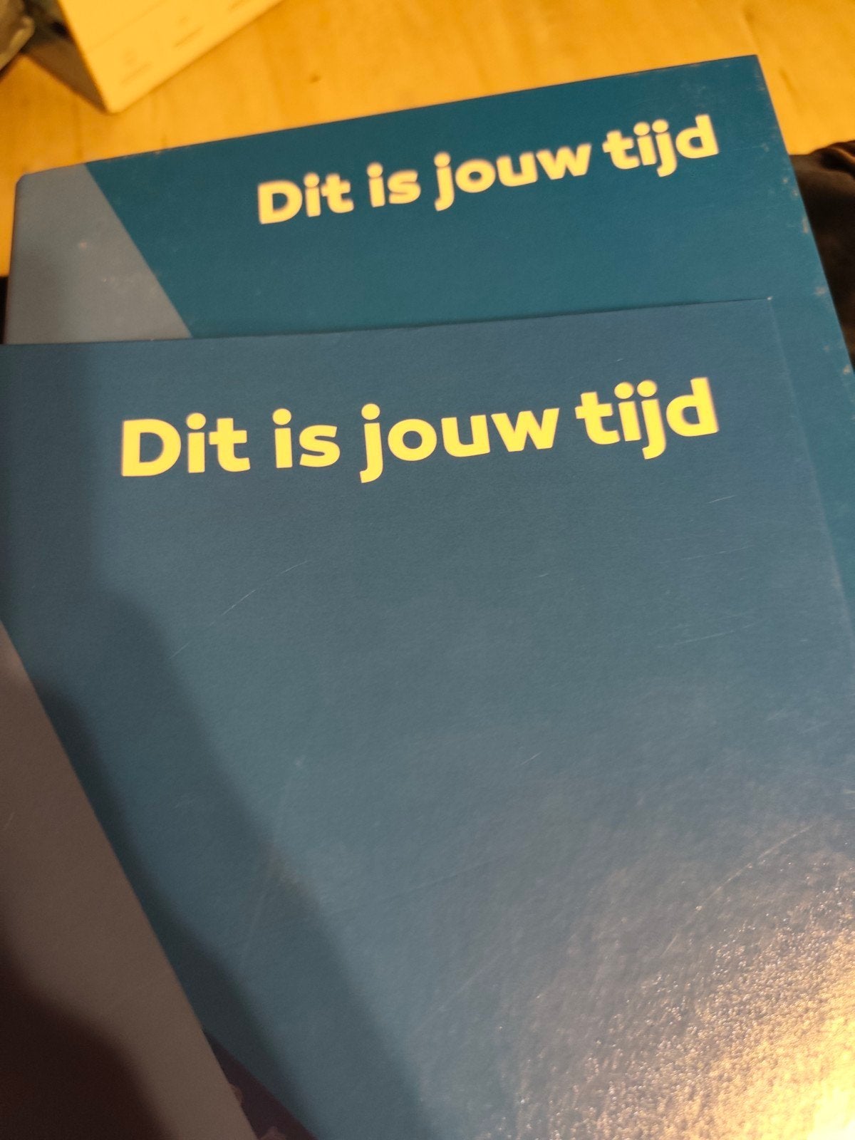 Nha Engels Nederlands set, Ophalen