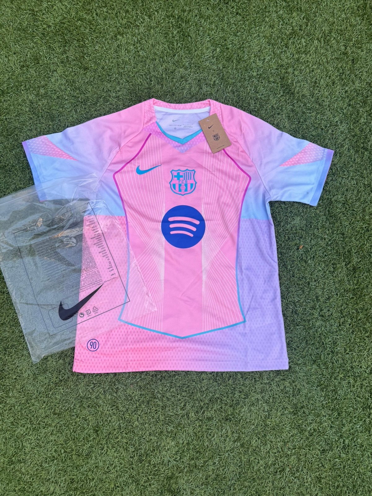 Barcelona shirt pink- maat M, Ophalen of Verzenden, Nieuw, Shirt