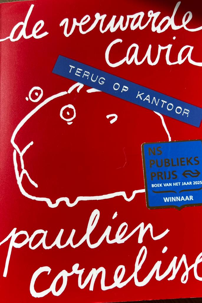 Paulien Cornelisse - De verwarde cavia - Terug op kantoor, Boeken, Literatuur, Ophalen of Verzenden, Nieuw, Paulien Cornelisse