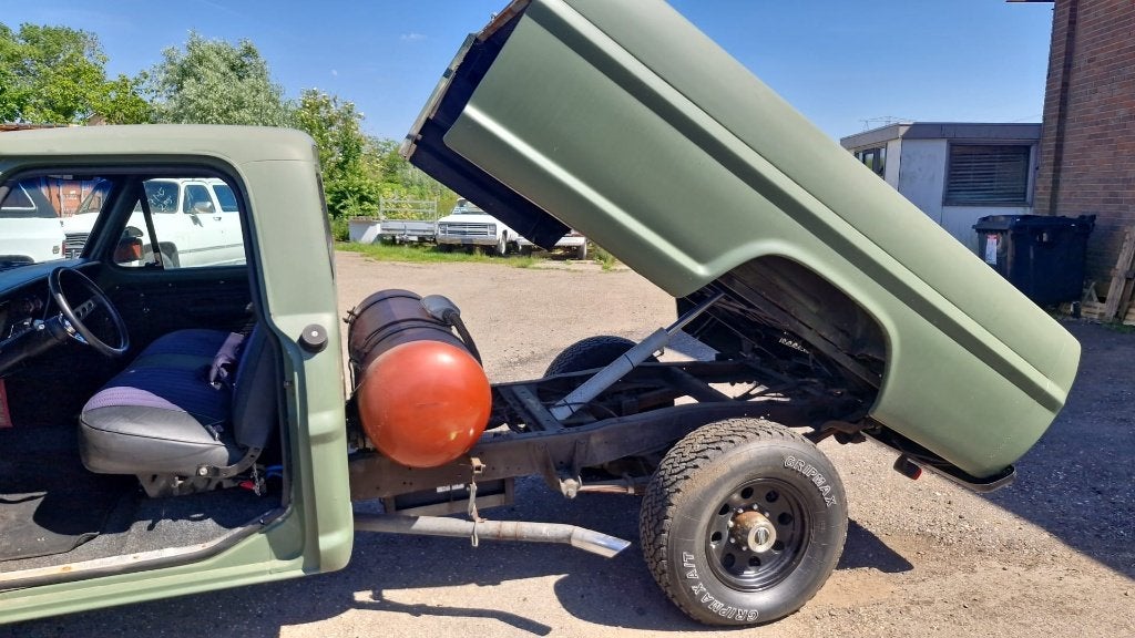 Ford F250 Super Custom V8 uit 1967, LPG, Oldtimer!, foto 12