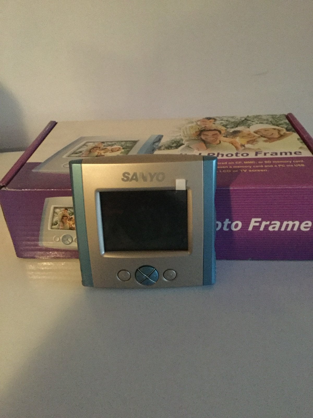 Sanyo Digitaal Foto Frame - Compact en Gebruiksvriendelijk, Ophalen of Verzenden, Nieuw, Minder dan 1 GB, Kleiner dan 8 inch