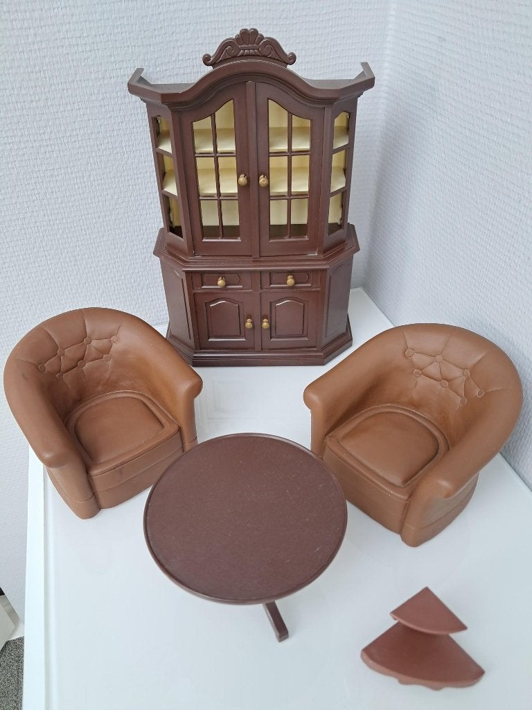 Vintage poppenhuismeubels Fauteuils buffetkast salontafel, Ophalen of Verzenden, Zo goed als nieuw, Accessoires