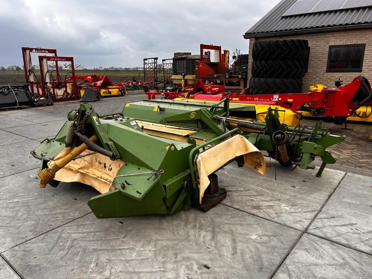Krone Easycut 320 CV Q & Easycut 28CV, Zakelijke goederen, Agrarisch | Werktuigen, Overige, Oogstmachine