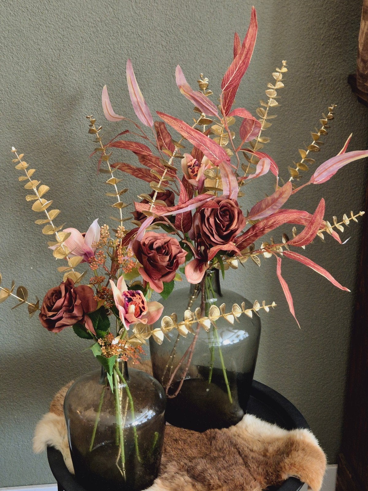 zware geblazen vazen met boeket kunstbloemen, Binnen, Bruin, 75 cm, Overige materialen