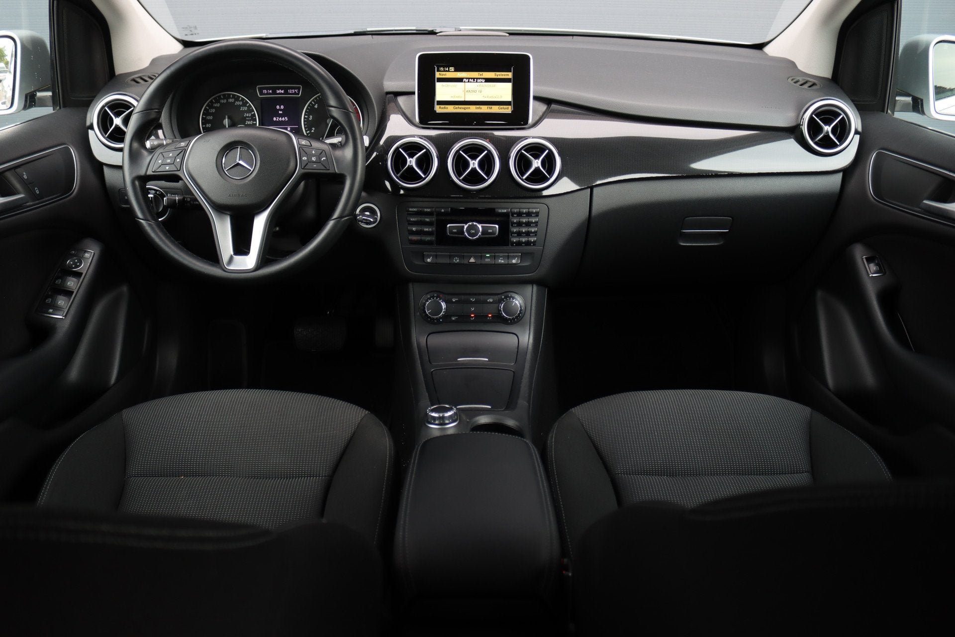 Mercedes-Benz B-Klasse 180 Ambition | Automaat | Stoelverwar, Auto's, Euro 5, Gebruikt, Zwart, 4 cilinders