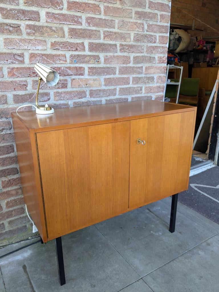 vintage midcentury dressoir Hilker Omnia kast, Huis en Inrichting, Ophalen, 25 tot 50 cm, 50 tot 100 cm