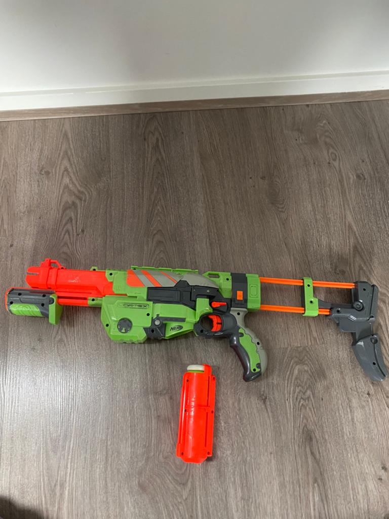 Nerf gun, Ophalen of Verzenden, Zo goed als nieuw, Jongen