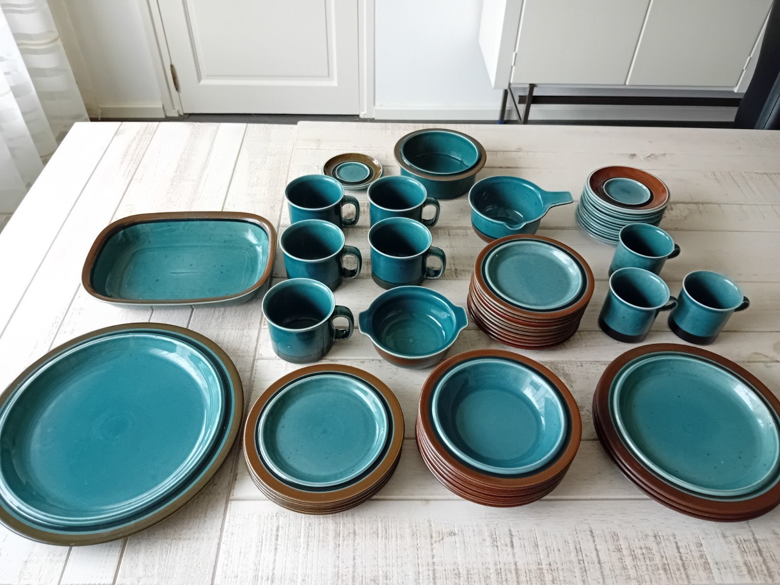 Arabia Meri Design Ulla Procopé Made in Finland servies., Ophalen of Verzenden, Zo goed als nieuw, Overige stijlen, Porselein