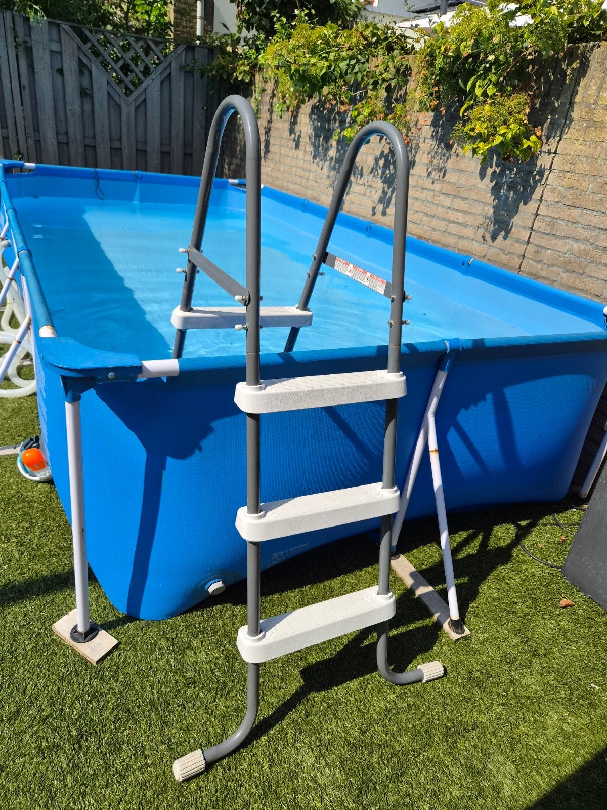 Zwembad trap met 3 treden voor zwembaden tot 1 meter, Ophalen, Gebruikt, Ladder