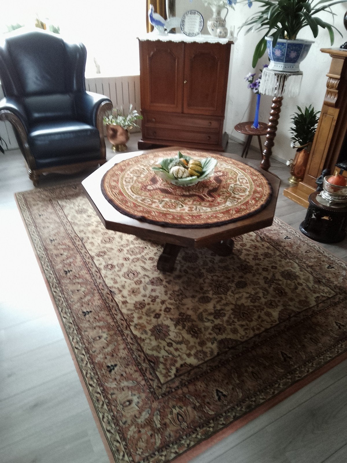 vloerkleed en salontafel, Huis en Inrichting, Ophalen, Gebruikt, 150 tot 200 cm, 200 cm of meer