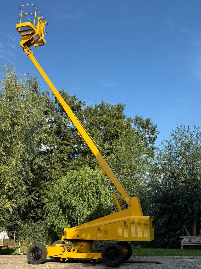 Manlift Electrische Hoogwerker , zelf rijdend , 10.5 meter, Ophalen