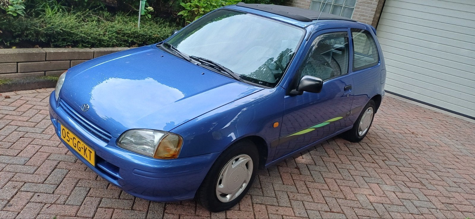 Toyota Starlet 1.3 16V AUTOMAAT 1997 Cabriodak APK 9-2027, Automaat, 4 cilinders, Starlet, Particulier