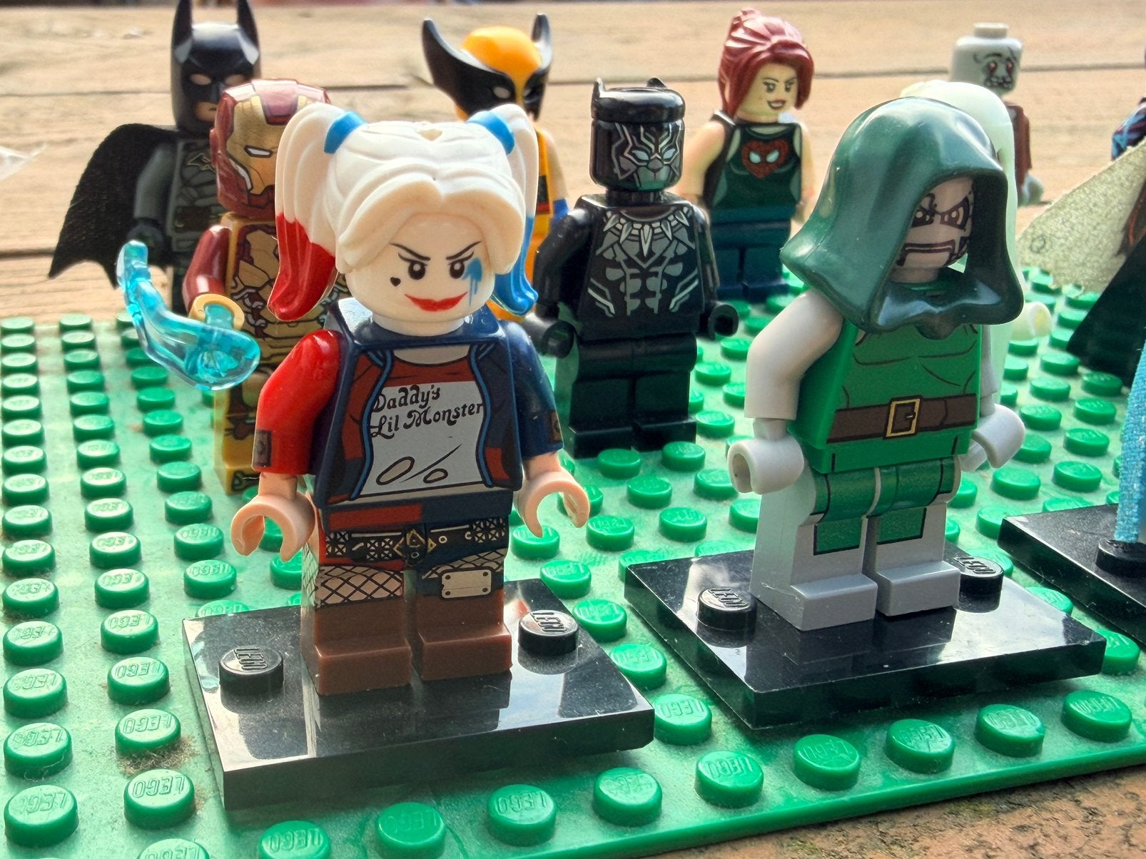 Zellzamere Lego minifiguren met oa Harley Quinn, Dr. Doom.., Ophalen of Verzenden, Zo goed als nieuw