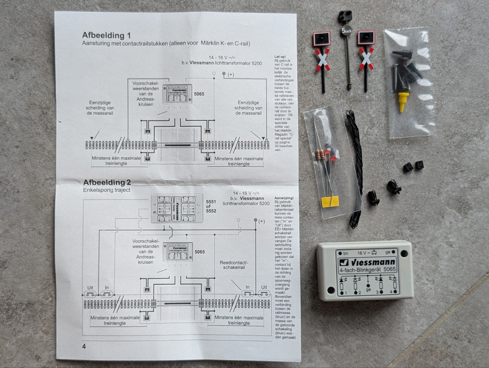 Viessmann 4-fach-Blinkgerät 5065 met Andreaskruisen, Ophalen of Verzenden, Nieuw