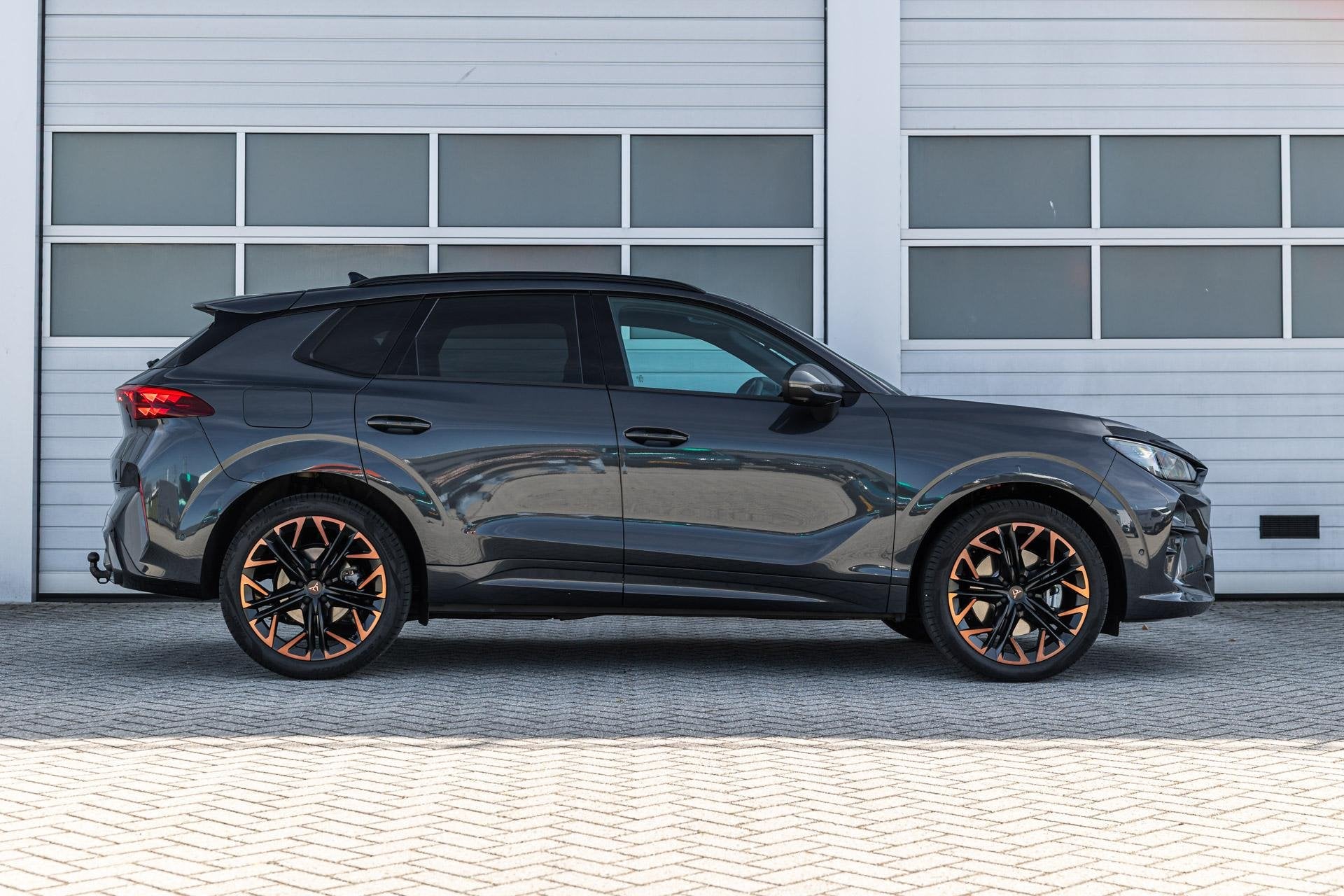 CUPRA Terramar 1.5 TSI e-Hybrid 204pk Business | Trekhaak |, 12 maanden, 1798 kg, 150 min, Alcantara