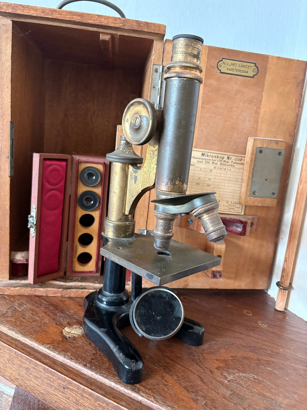 Antieke microscoop E. Leitz Wetzlar, 1911 - Hugo de Vries La, Ophalen, Gebruikt, Minder dan 400x, Biologische microscoop