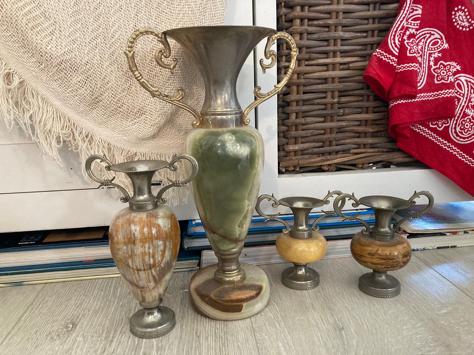 Ouderwetse stenen decor vazen, Antiek en Kunst, Antiek | Vazen, Ophalen of Verzenden