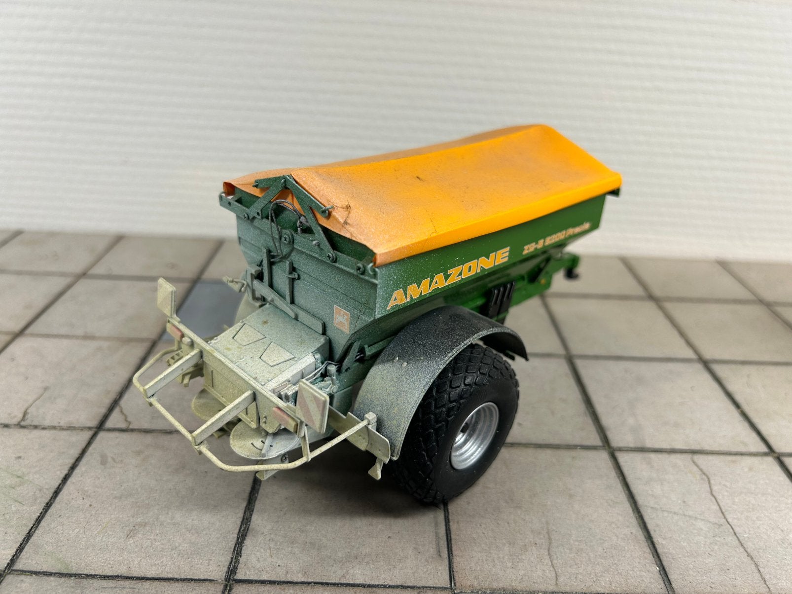 Amazone kalkstrooier, Ophalen of Verzenden, Zo goed als nieuw, Tractor of Landbouw, Universal Hobbies