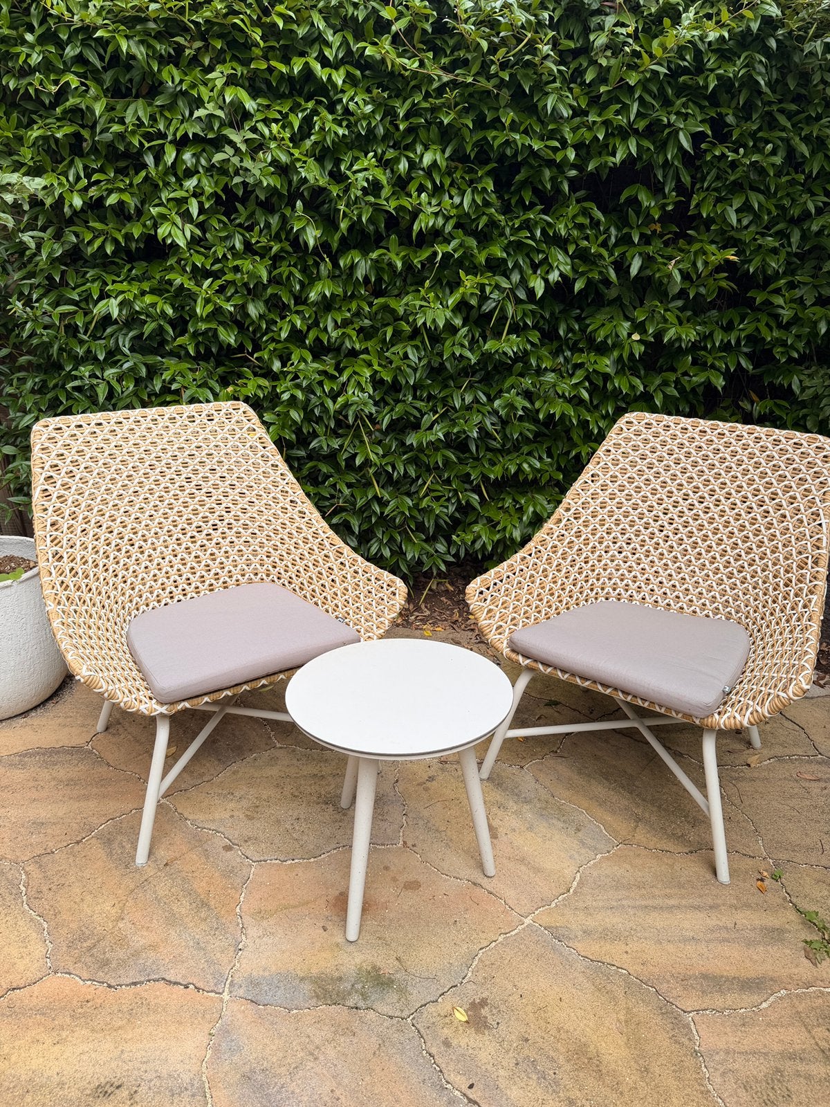 Originele Hartman loungeset – 2 wicker fauteuils + tafel, Ophalen, Zo goed als nieuw, Wicker