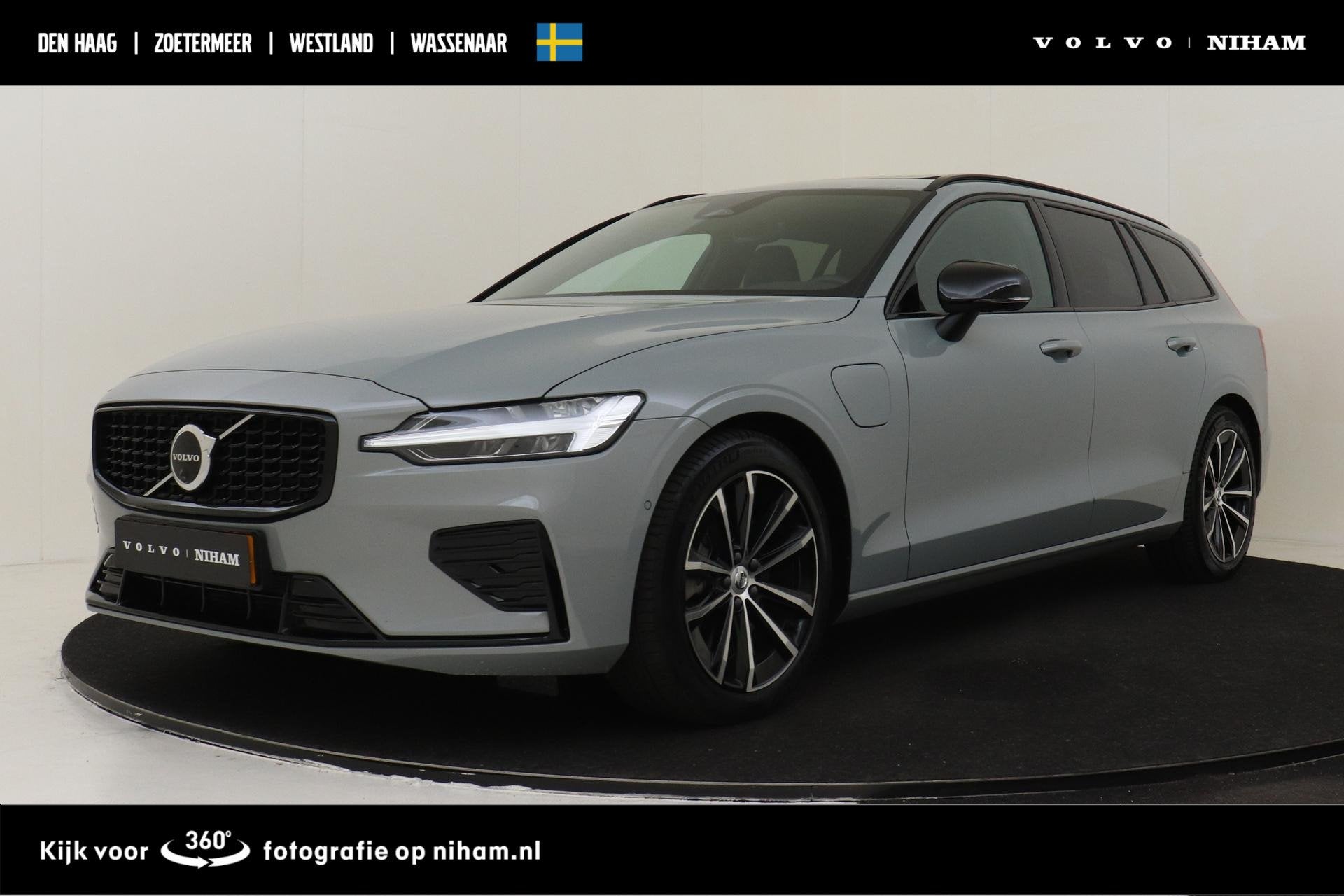 Volvo V60 T8 PLUG-IN HYBRID AWD PLUS DARK -PANO.DAK|HARMAN/K, Automaat, 12 maanden, Stof, Gebruikt
