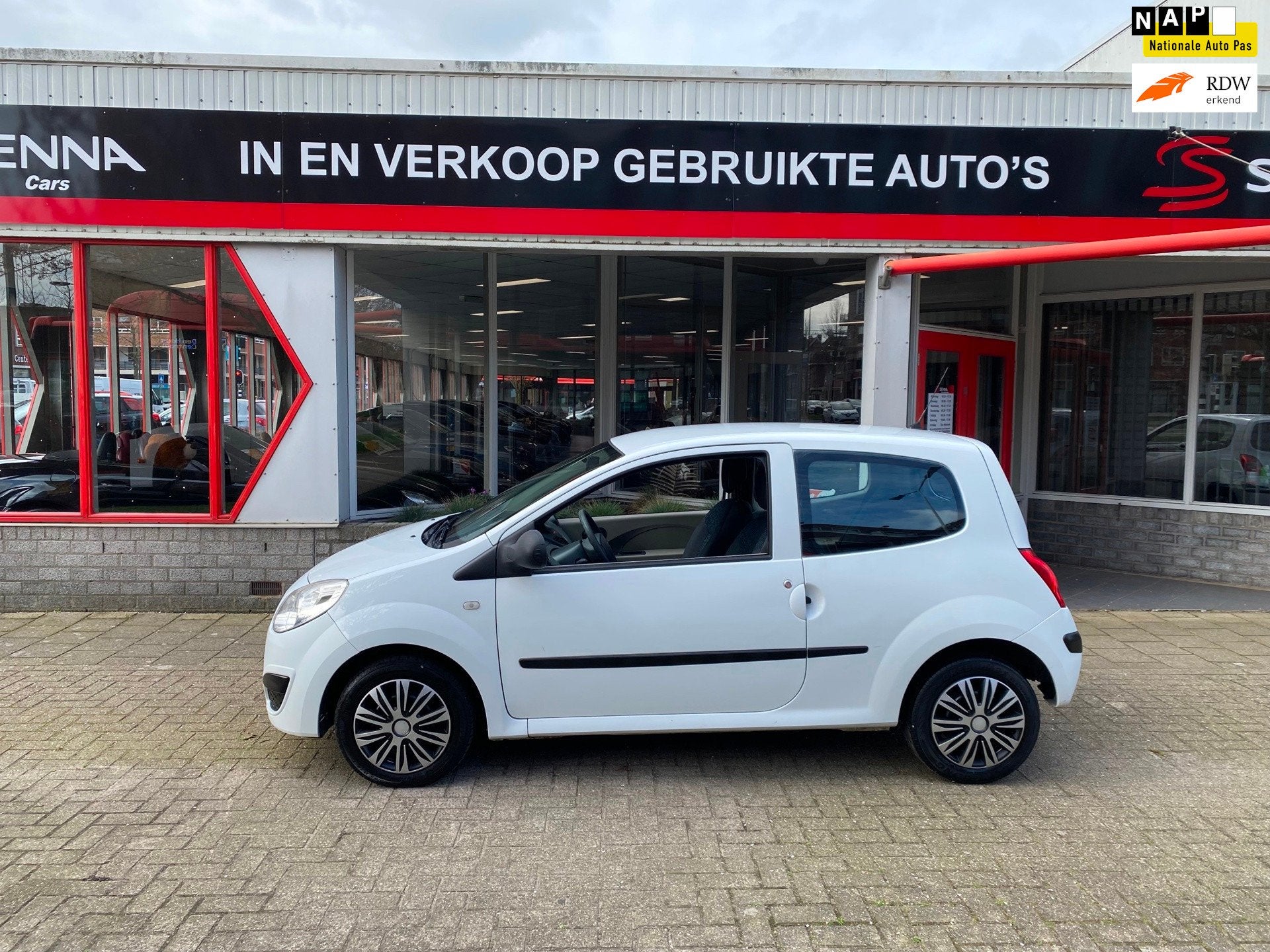 Renault Twingo 1.2 Authentique - NAP 108 Dkm - Inruil Mog !, Voorwielaandrijving, Twingo, Gebruikt, 31 €/maand