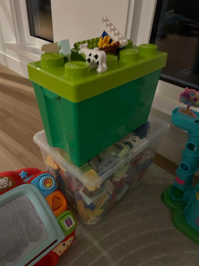 Twee bakken LEGO Duplo - veel bouwplezier!, Ophalen, Zo goed als nieuw